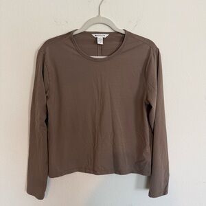 Athleta Active Wear Long Sleeve Top M Round Neck Brown Boxy